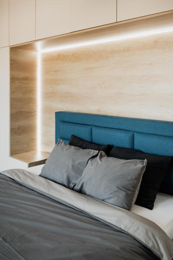 Skylark - Singapore Penthouse With Jacuzzi & Panoramic View Брашов Екстериор снимка